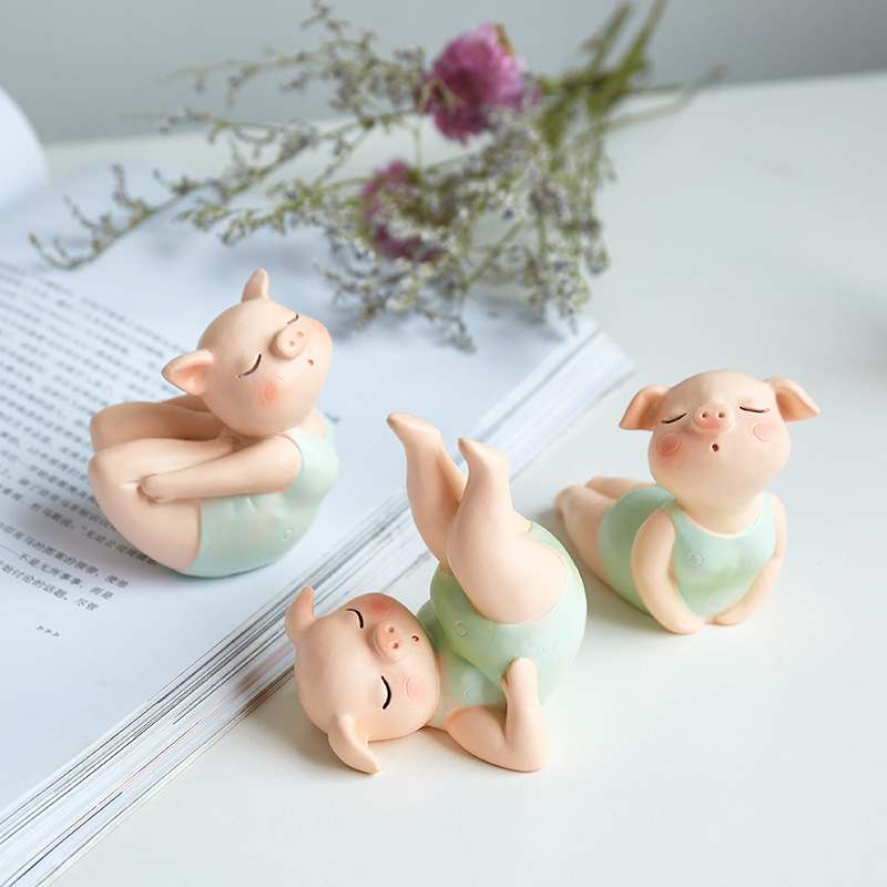Mini Piglet Resin Sculpture De - đánh giá và giá Yoga Fitness Model